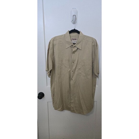 Wrangler Other - Wrangler Rugged Wear Mens Beige Wrinkle Resist Short Sleeve Button-Up Shirt XL